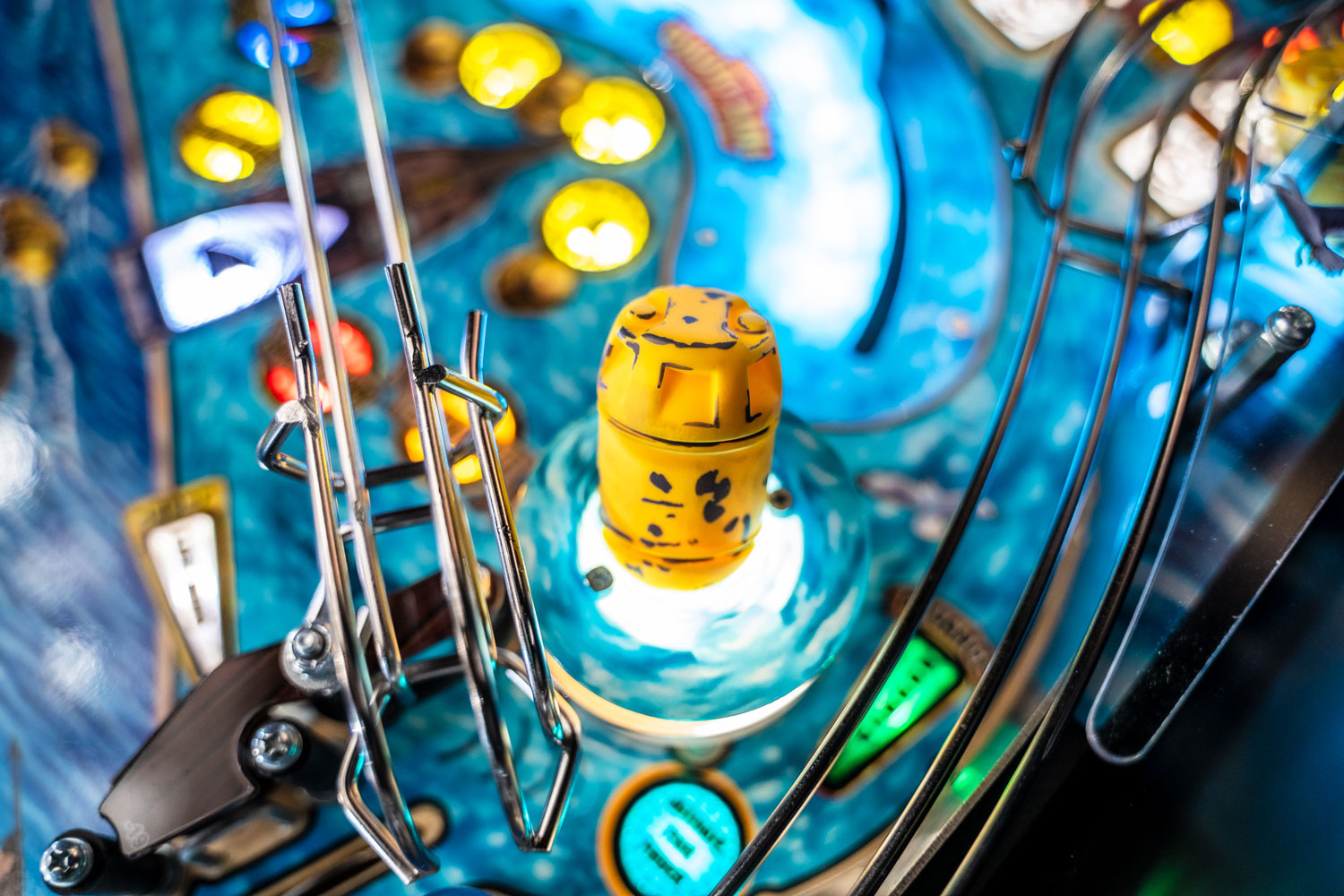 Jaws Premium Pinball By Stern