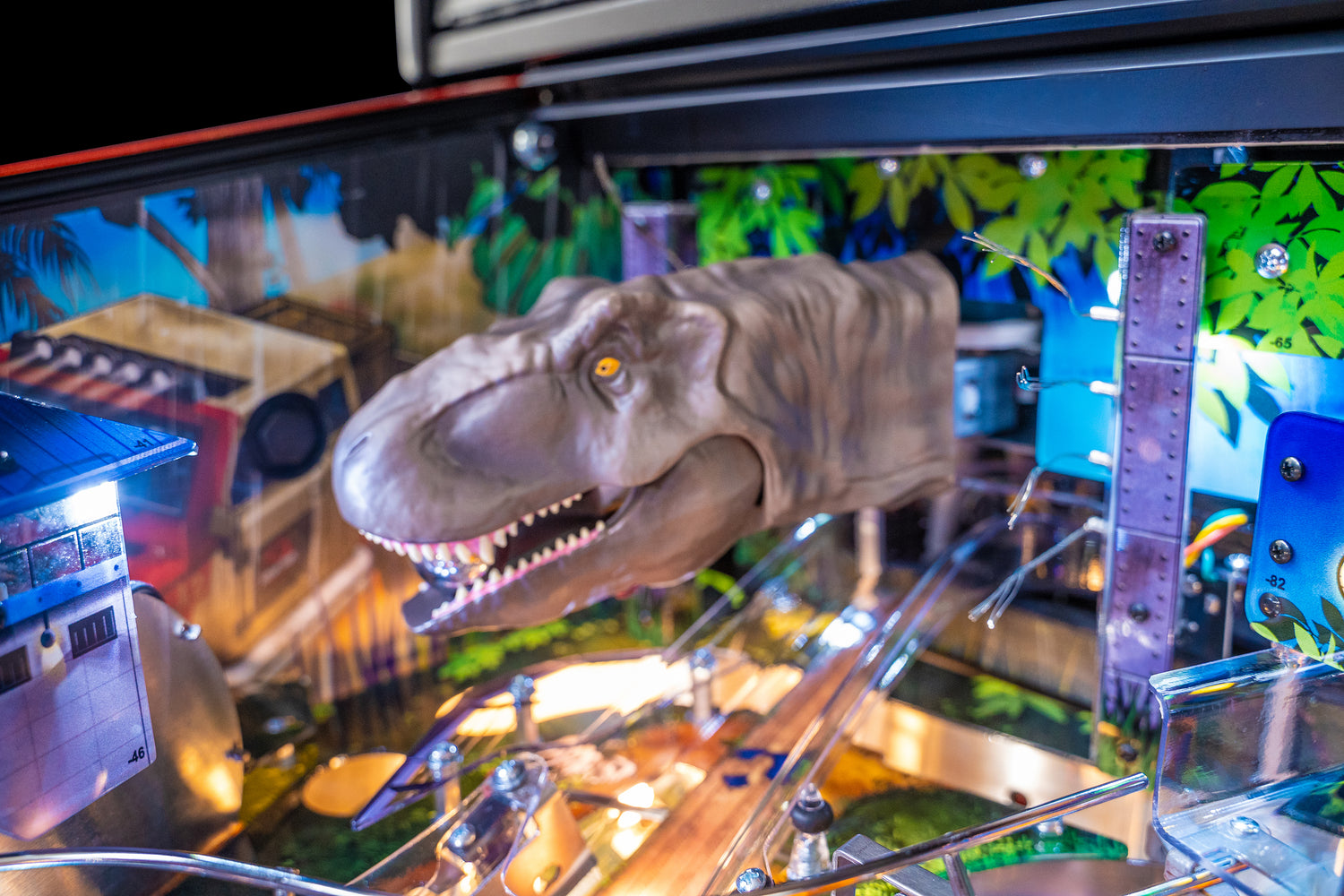 Jurassic Park LE Pinball 30th Limited Edition by Stern
