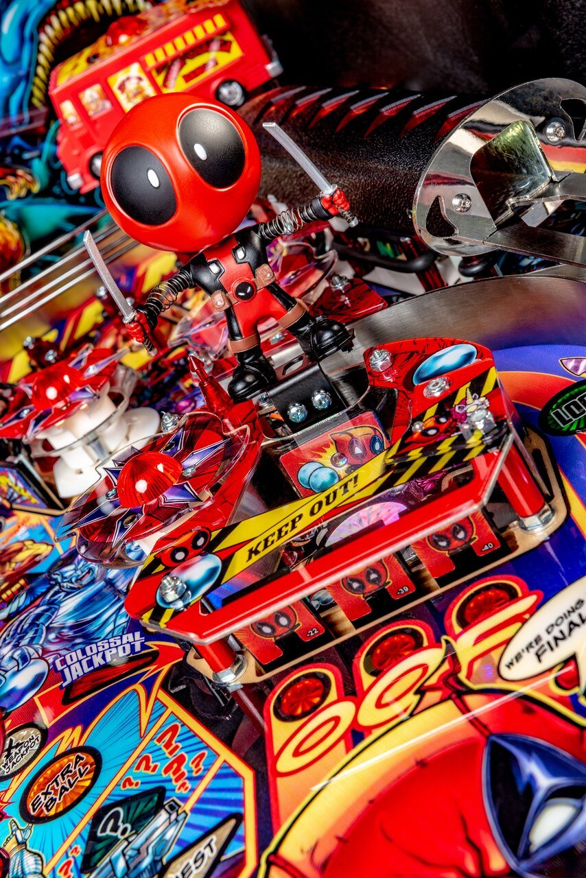 Deadpool Premium Pinball Machine Detail 4