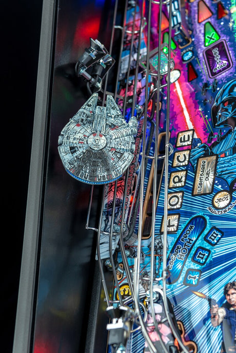 Star Wars Comic Art Premium Pinball Machine detail 4