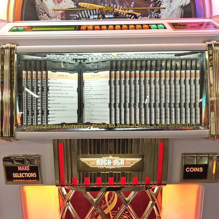 Rock-ola Bubbler Elvis CD Jukebox - Gameroom Goodies